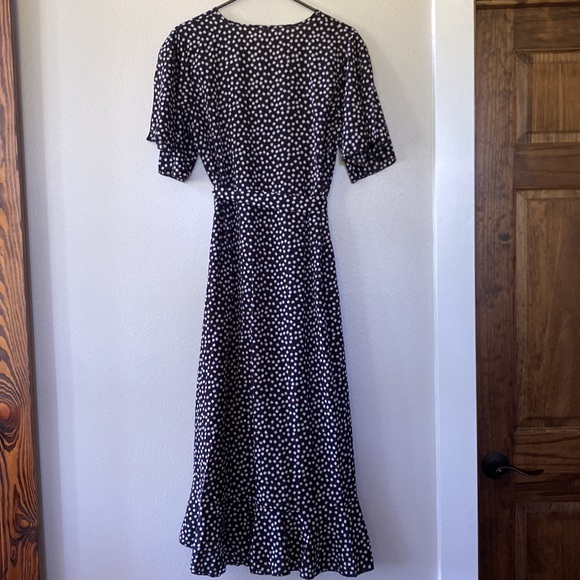 Faux wrap dress - Picture 2 of 5